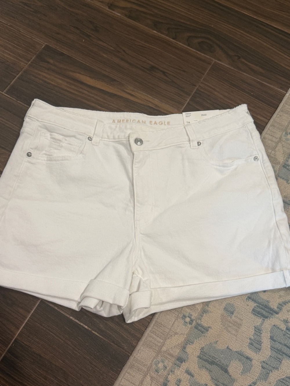 American Eagle Outfitters White Cuffed High-Rise Denim mom Shorts 16